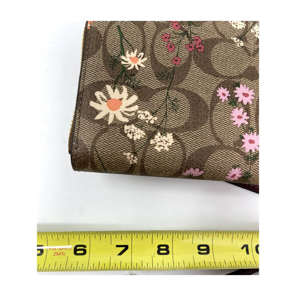 New Coach Leather Long Zip Around Wallet Signature Canvas In Wildflower Print - Picture 6 of 8